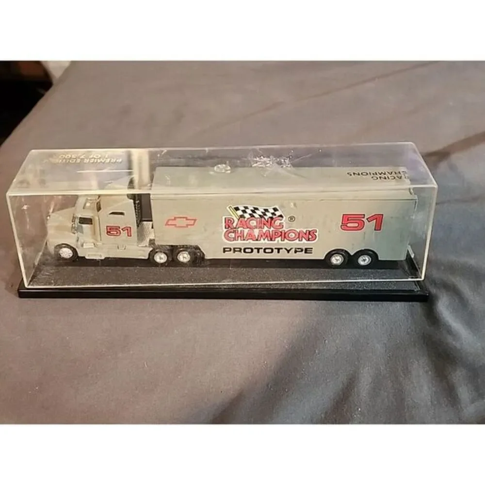 1993 NASCAR TRANSPORTER #51 RACING CHAMPIONS PREMIER LIMITED EDITION 1‎ OF 7,500